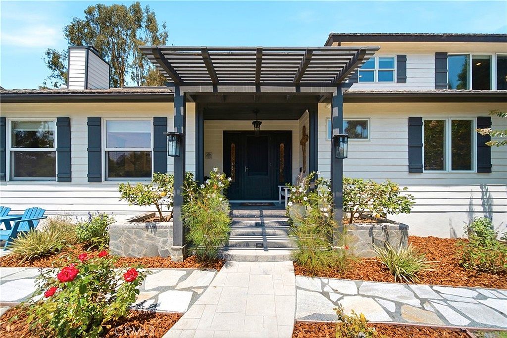 15159 Rancho Real photo 4