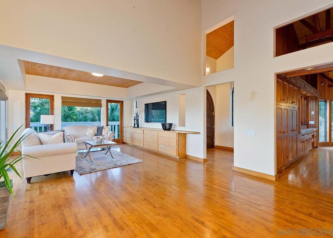 5404 Las Palomas photo 5