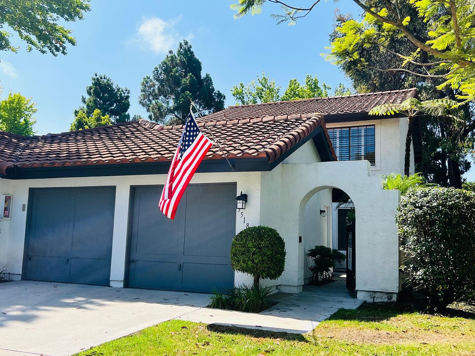 3518 Voyager Cir photo 2