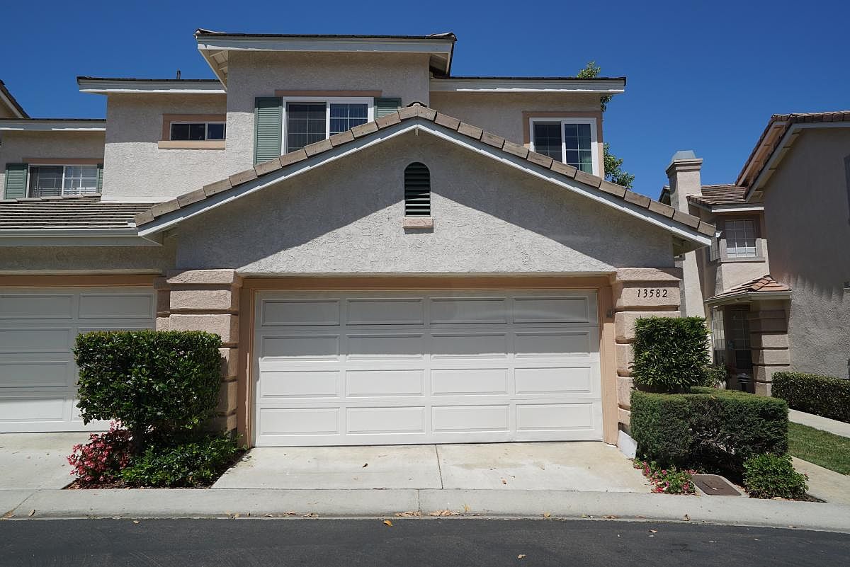 13582 Jadestone Way photo 2
