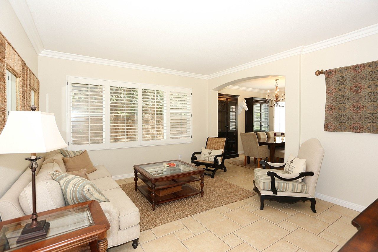 3851 Torrey Hill Ln photo 4