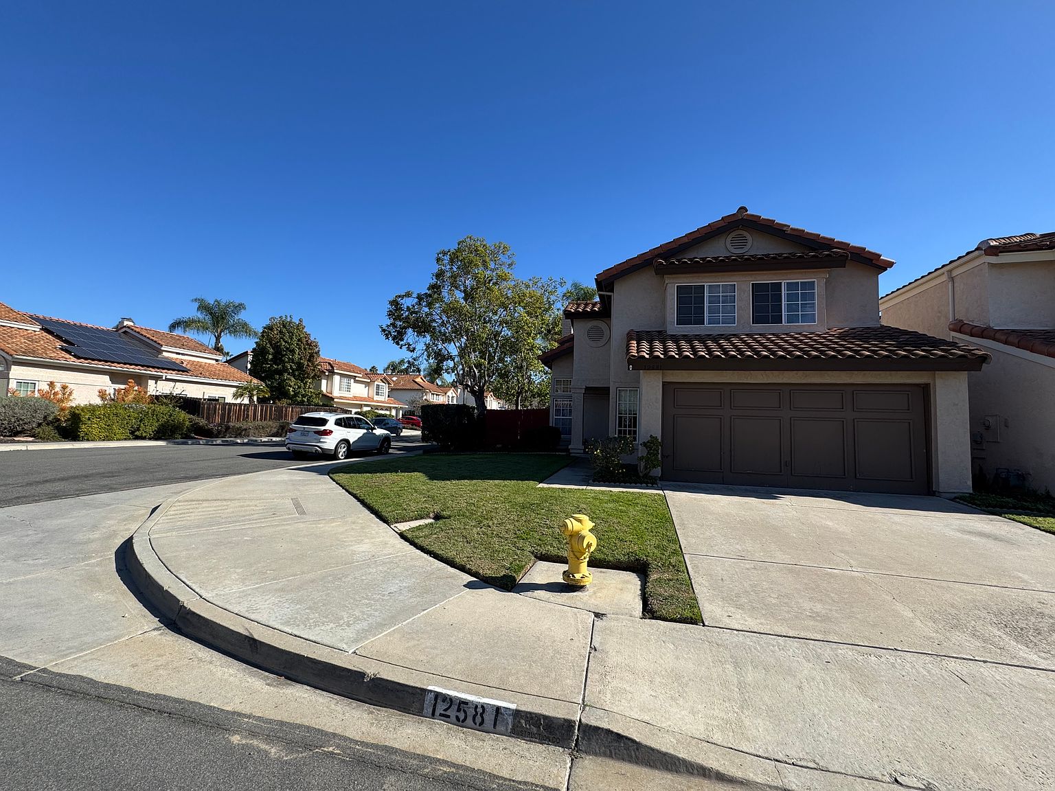 12581 Brickellia St photo 3