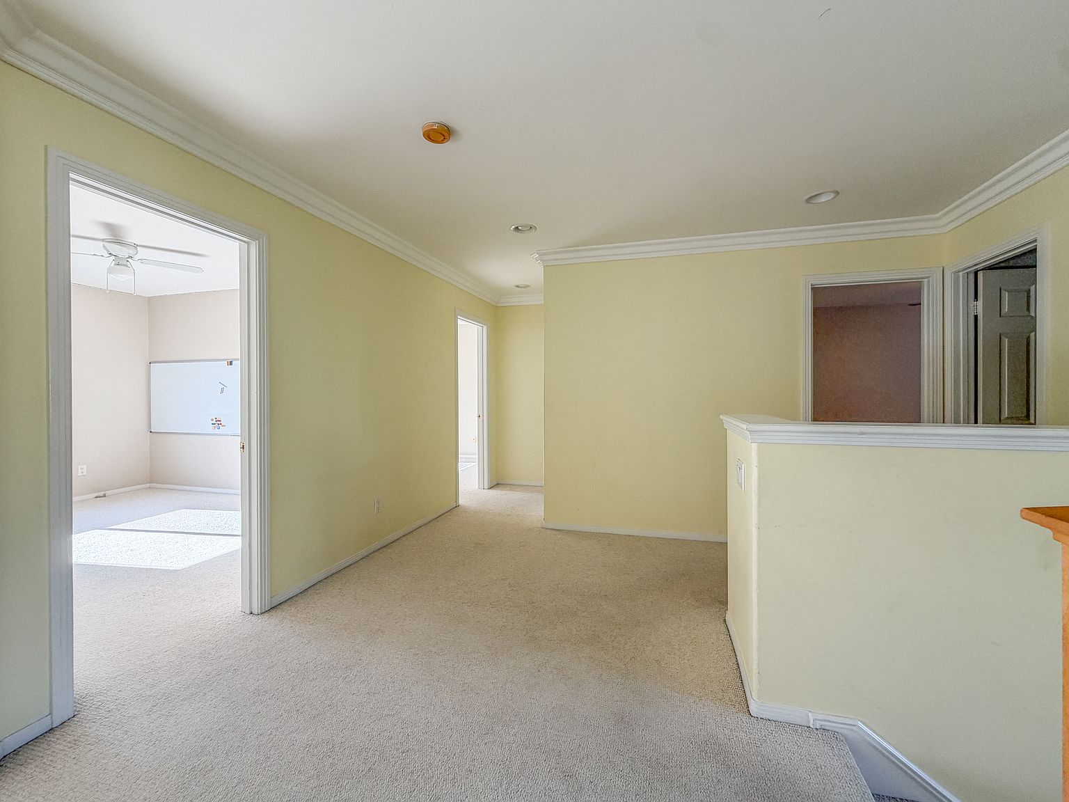 10854 Cloverhurst Way photo 2