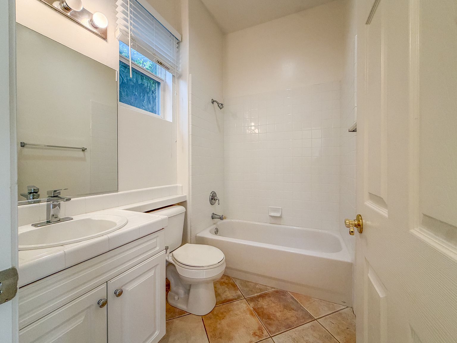 10854 Cloverhurst Way photo 3