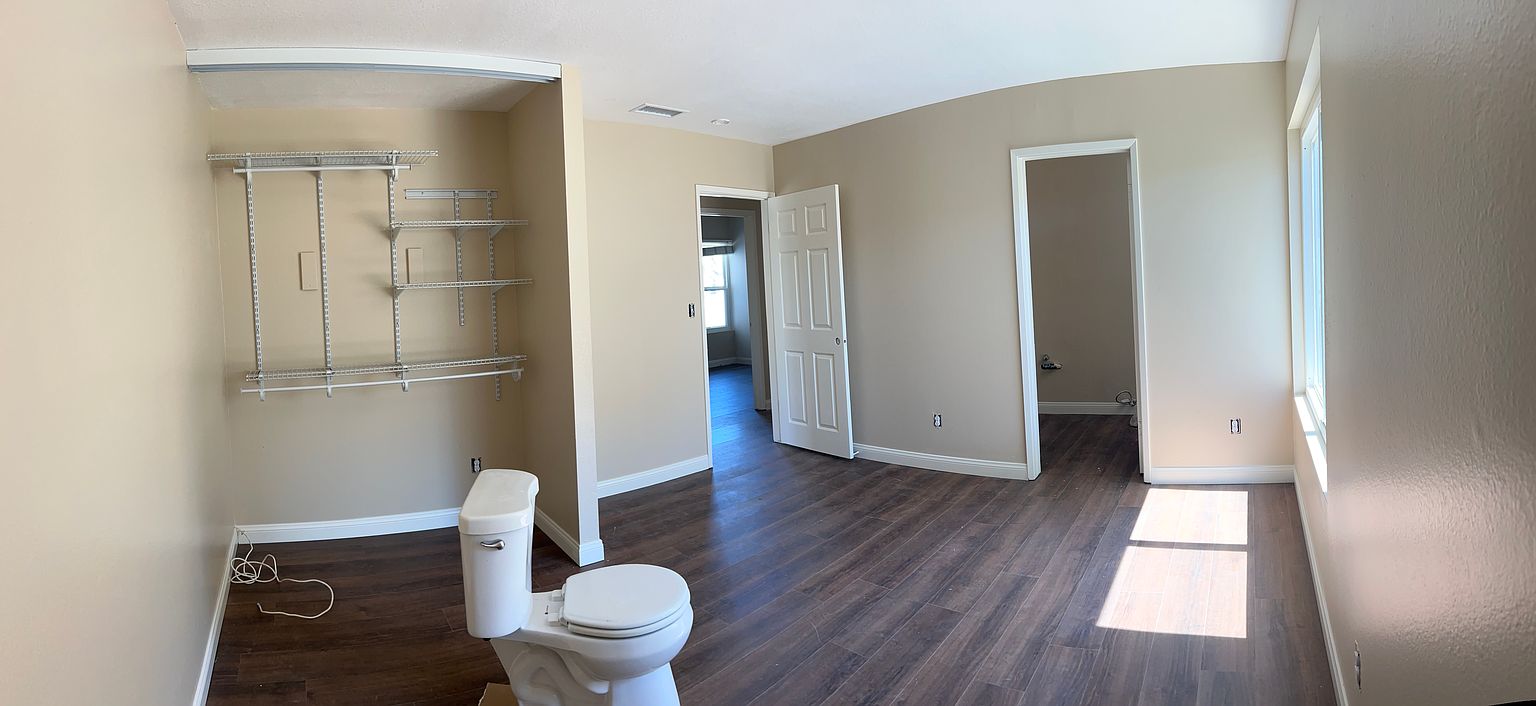8731 Aquarius Dr photo 2