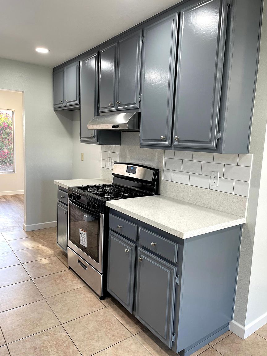 11242 Nalco St photo 4