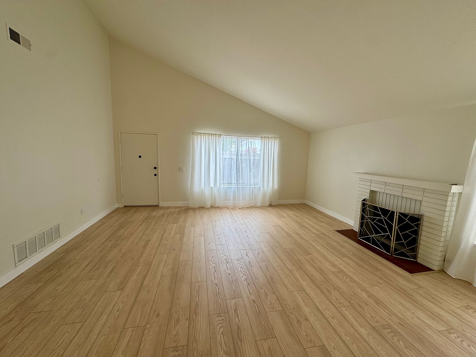 7971 Montara Ave photo 4