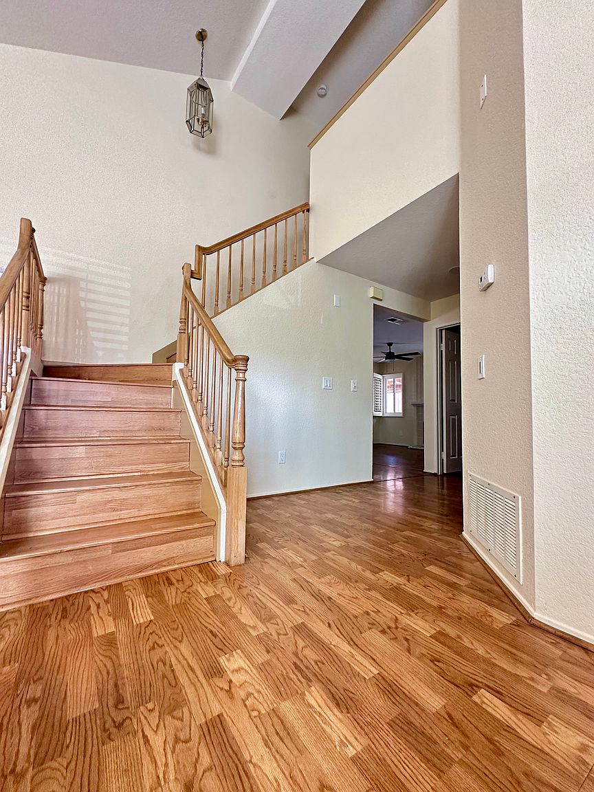 11875 Landbreeze Way photo 4