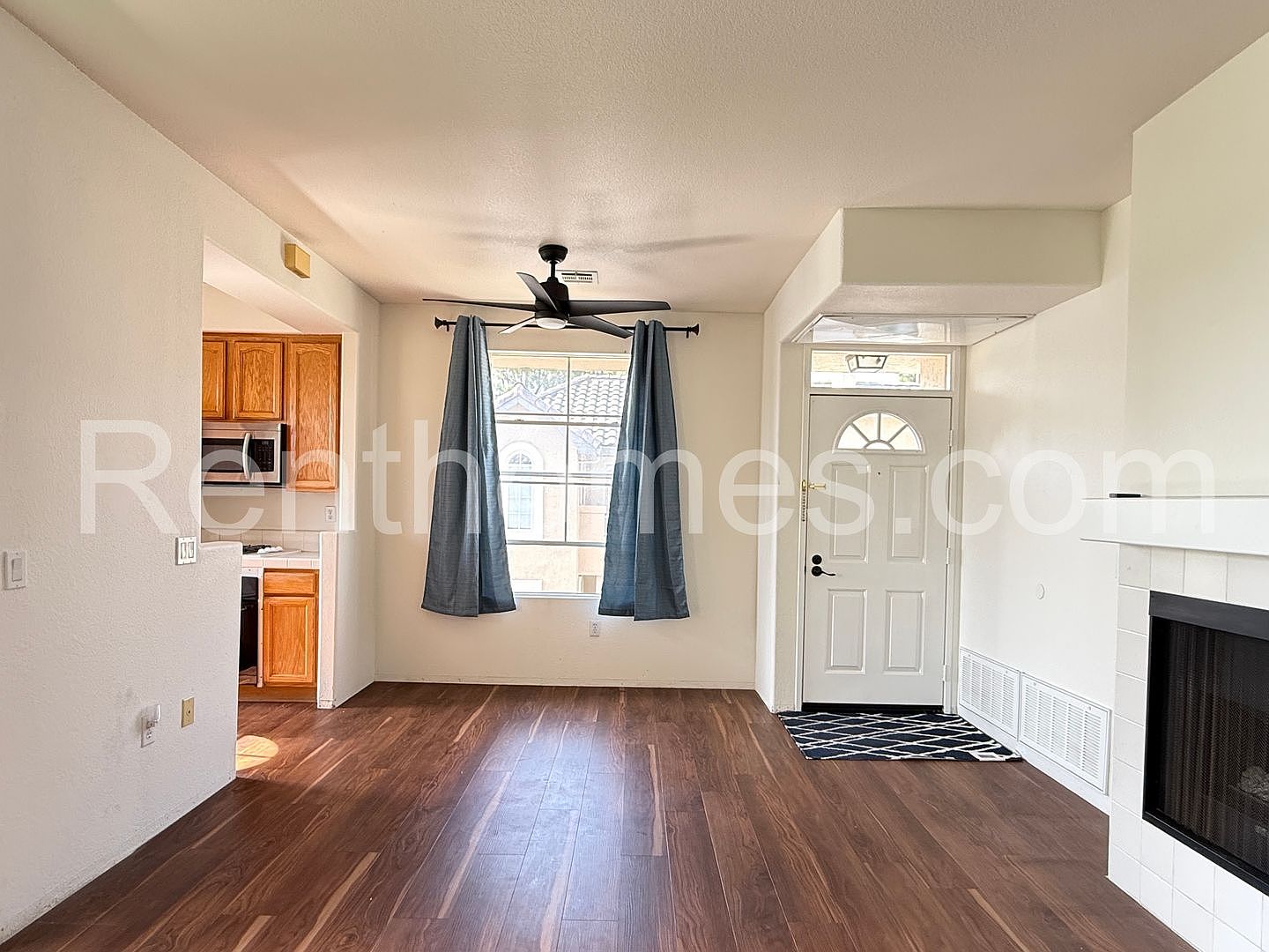 8676 New Salem St photo 5