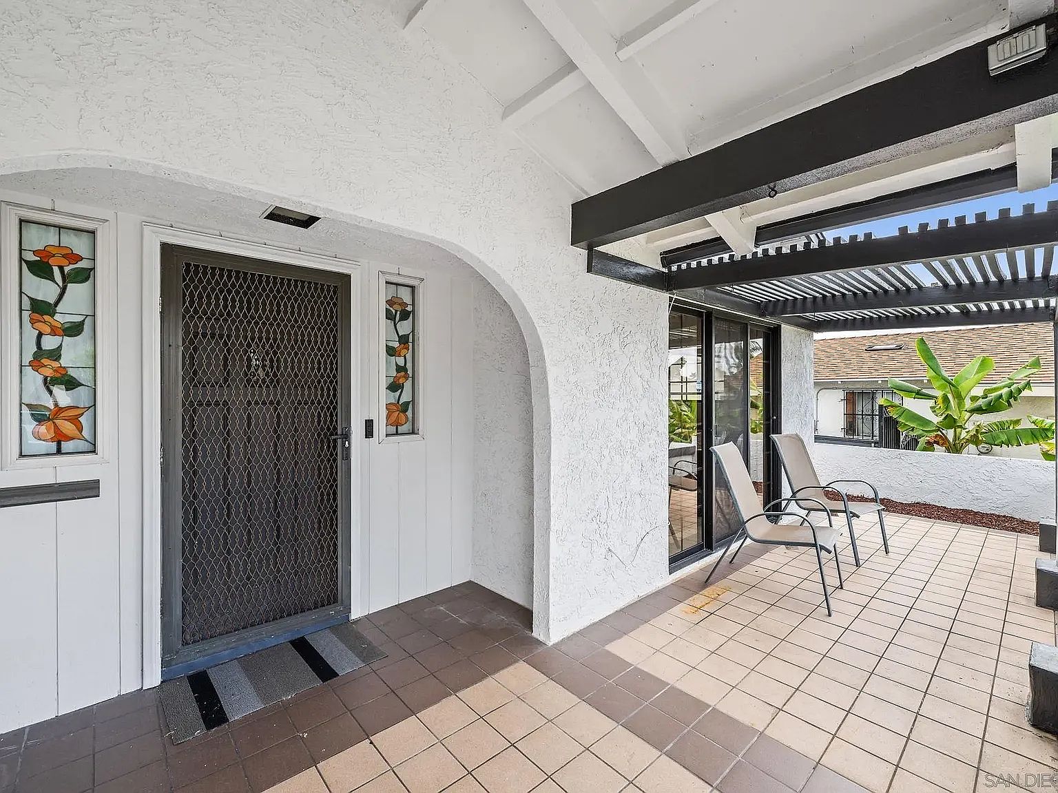 10447 Manila Ave photo 3