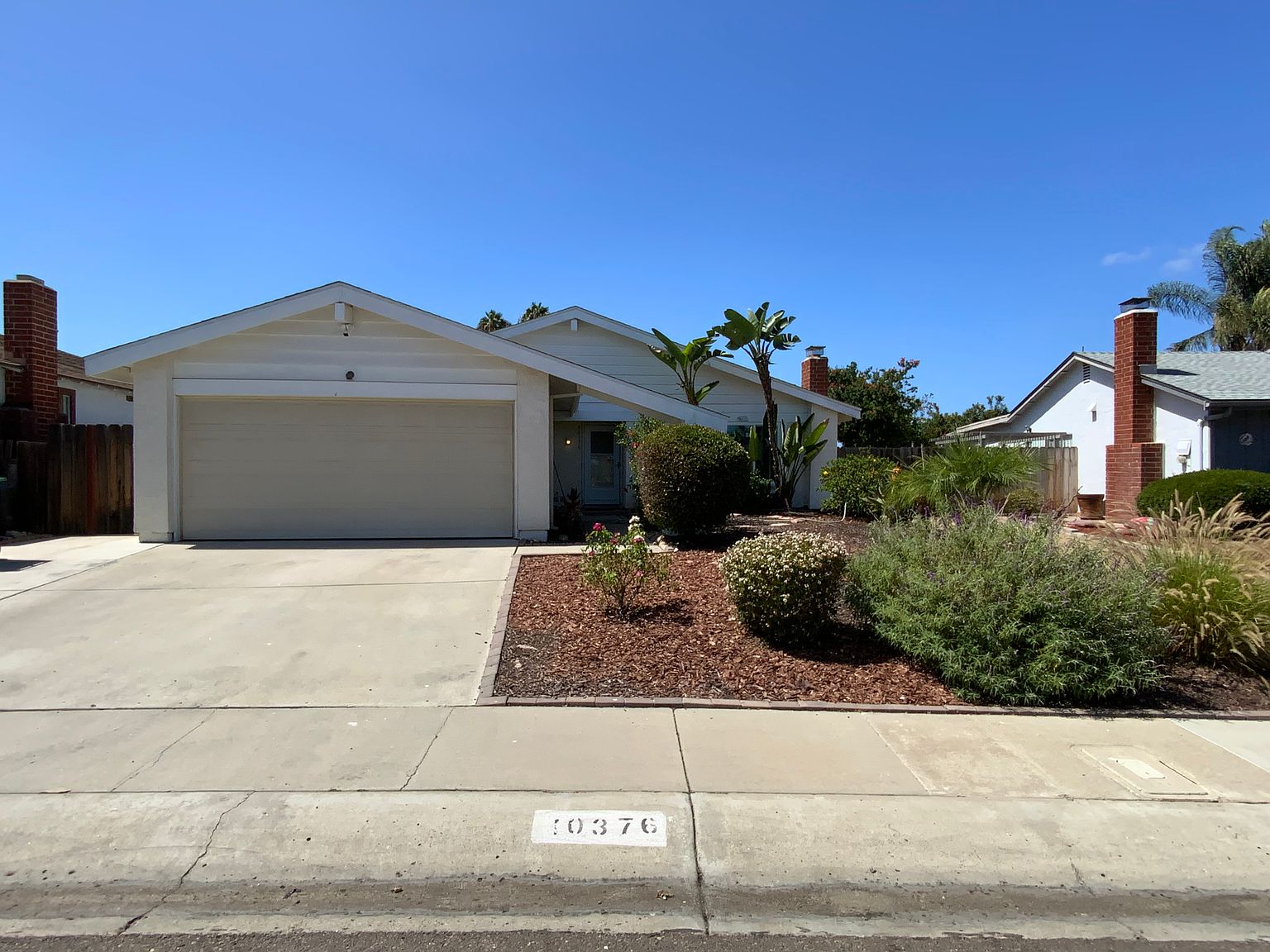 10376 Baccus Ct photo 2