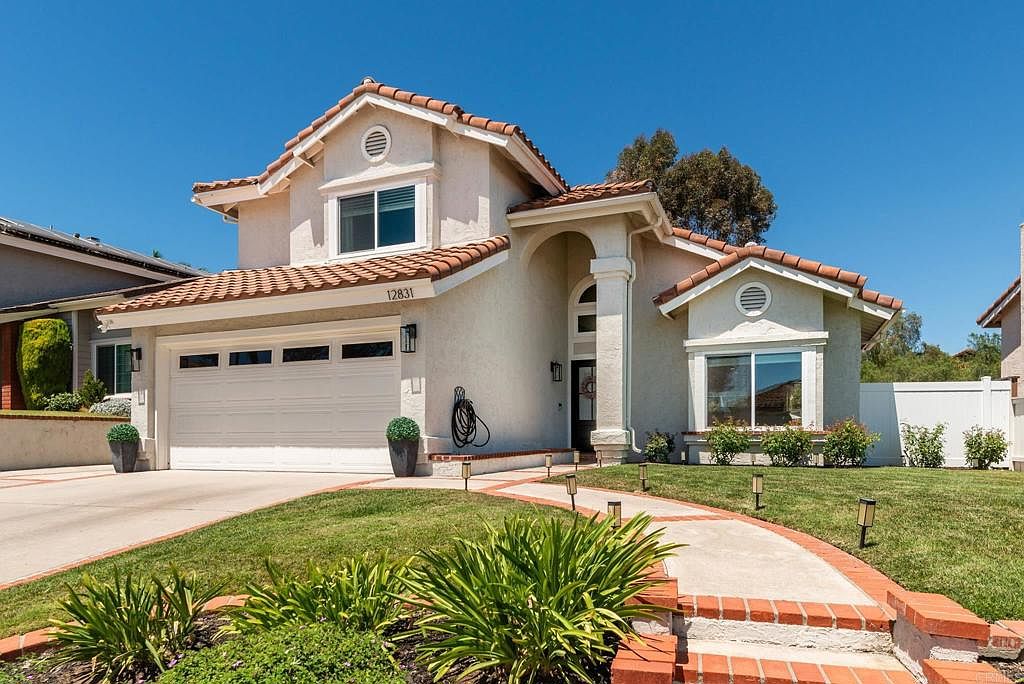 12831 Isocoma St photo 3