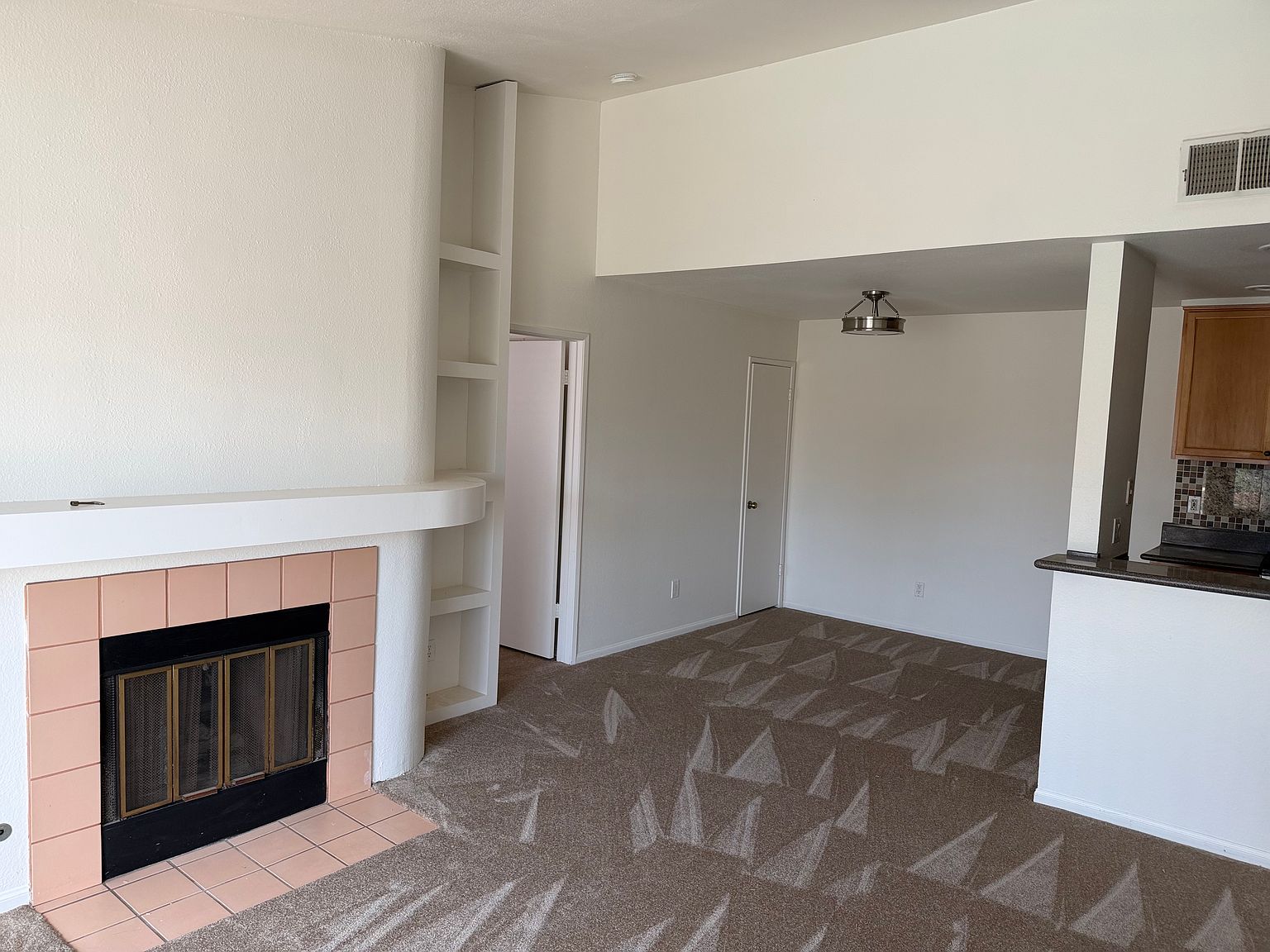 9408 Twin Trails Dr San Diego, CA 92129 photo 5