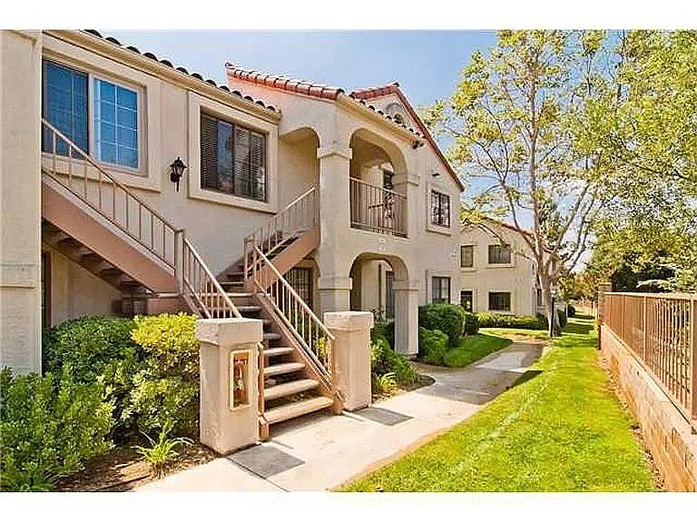 13076 Wimberly Square San Diego, CA 92128 photo 3