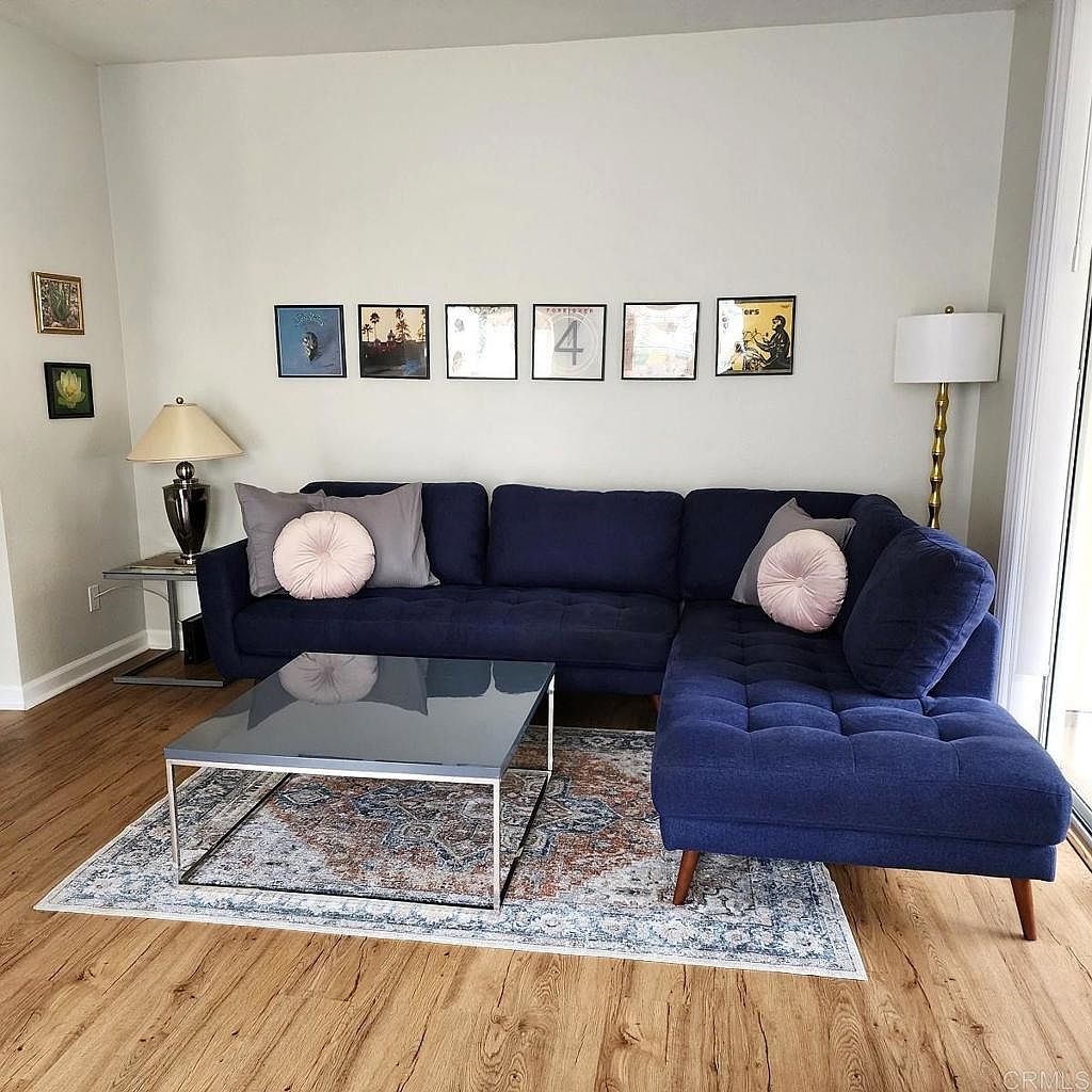 10880 Sabre Hill Dr photo 2