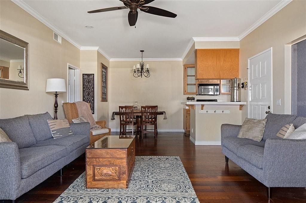 13818 Midland Rd photo 4
