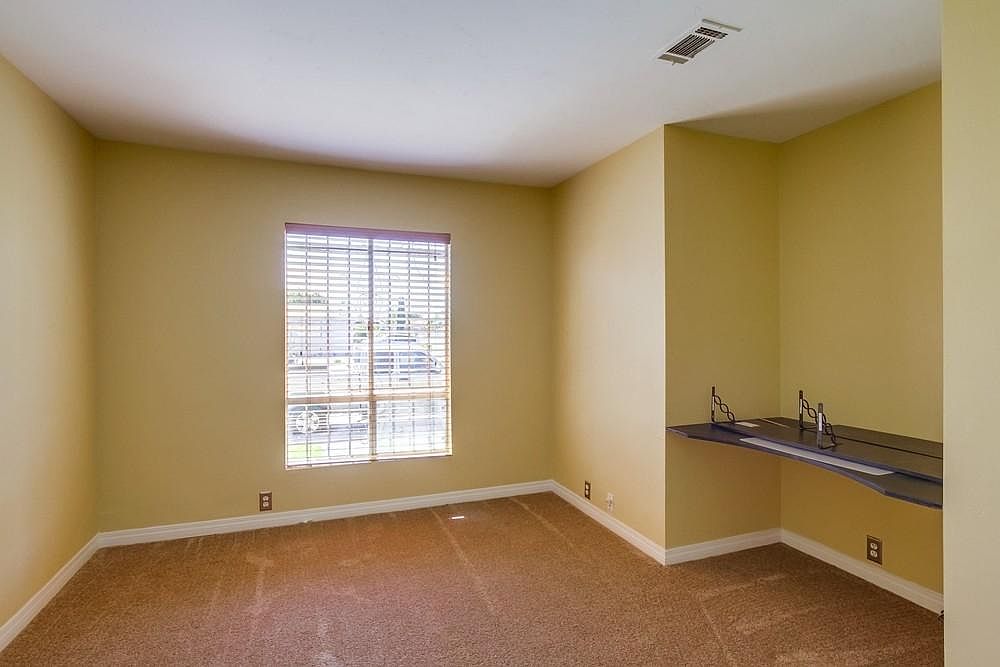 8840 Flanders Dr photo 5