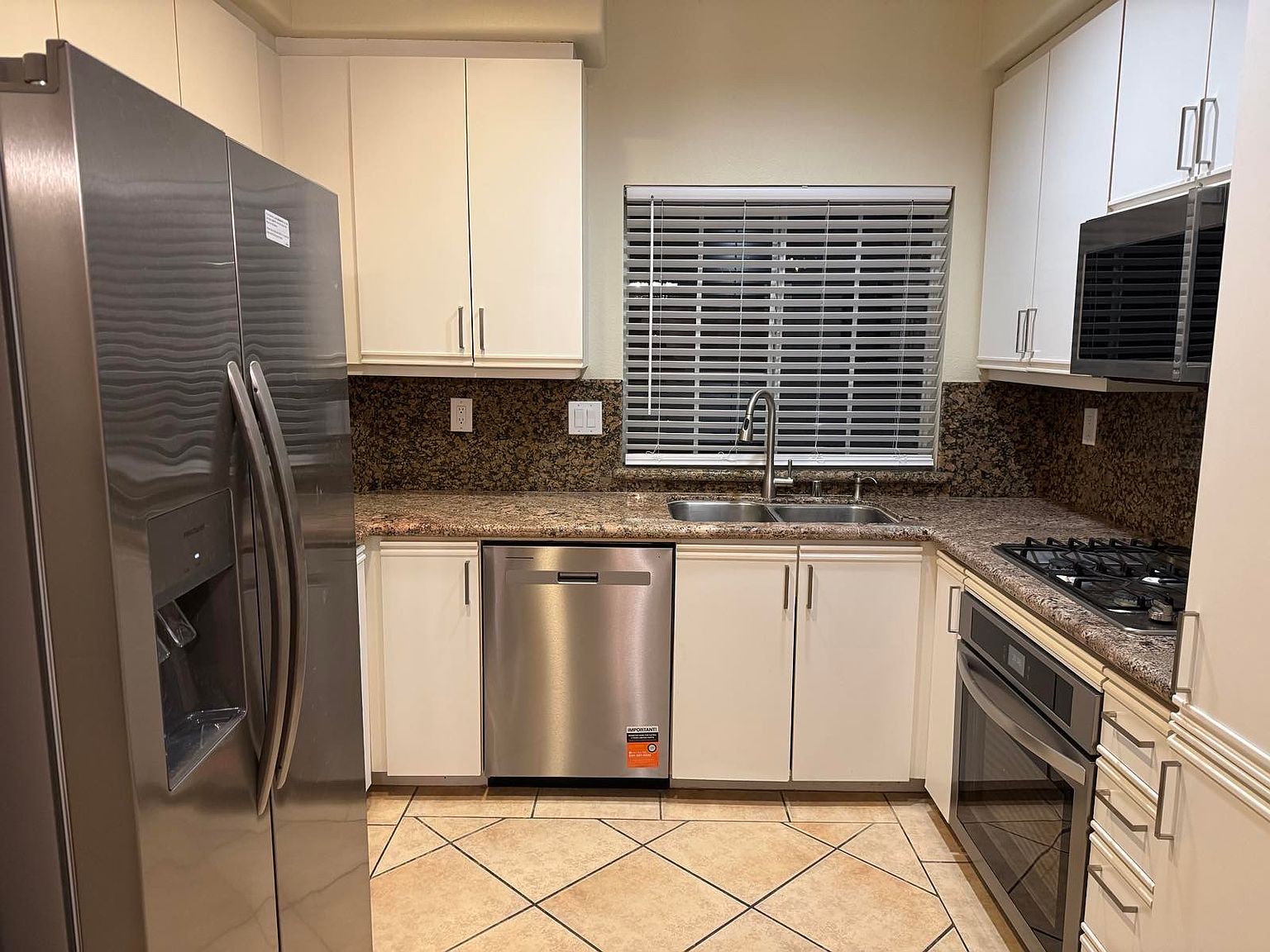9447 Questa Pointe photo 3