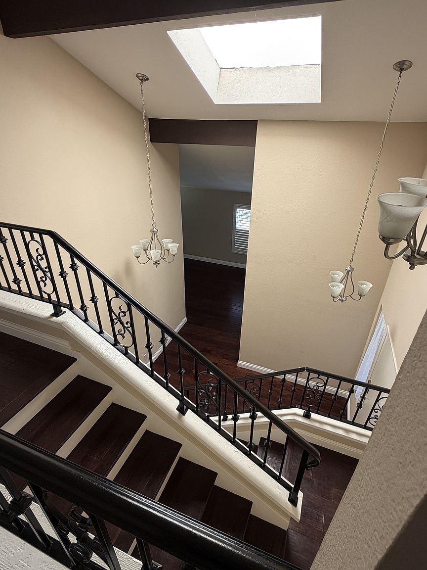 11035 Forestview Ln photo 3