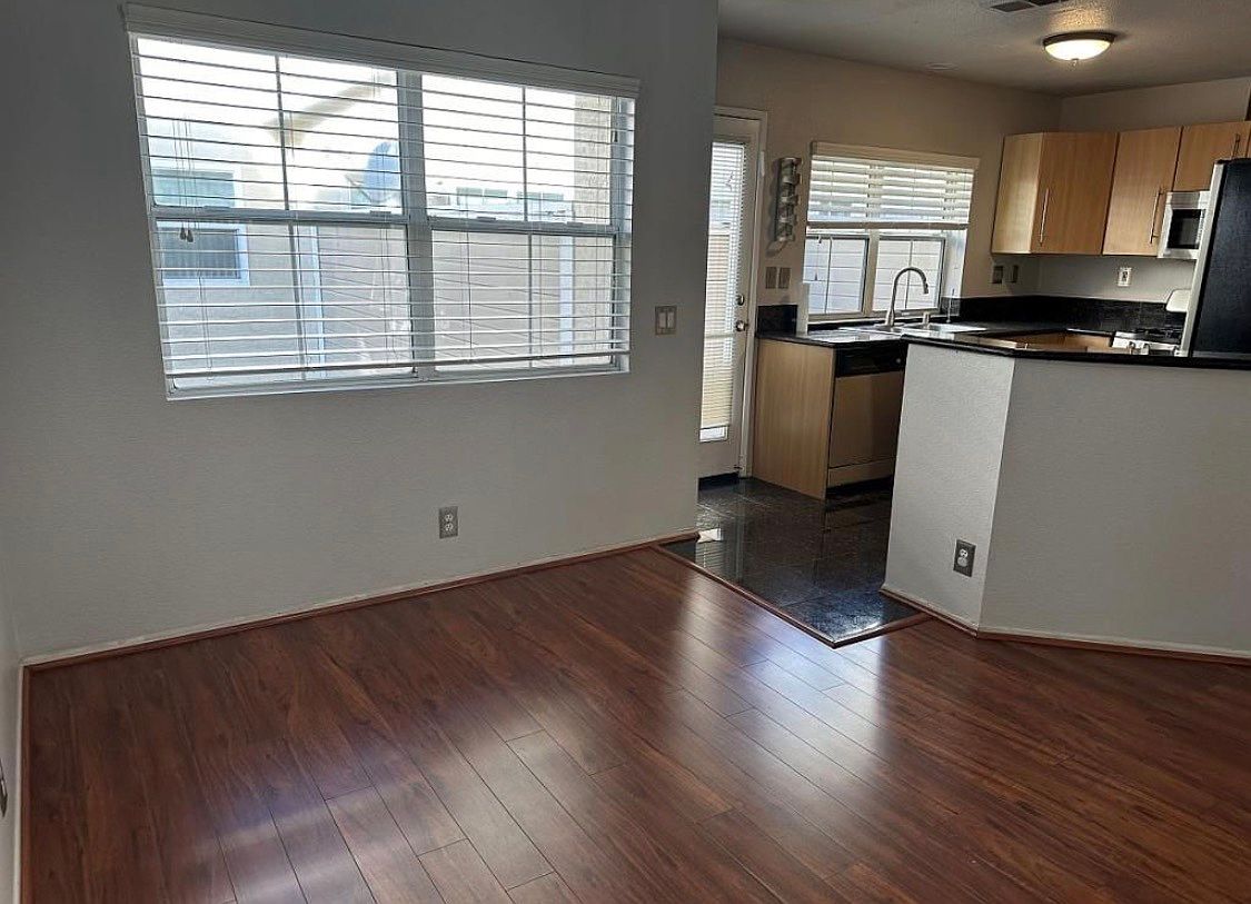 9990 Scripps Vista Way photo 5