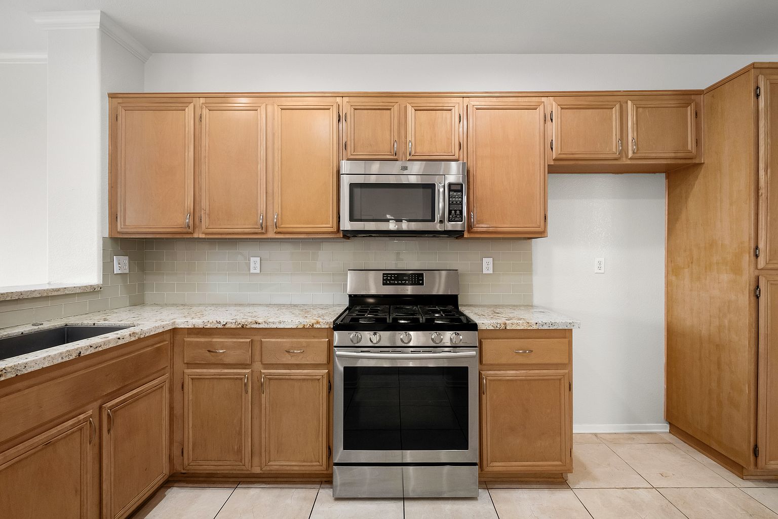 10960 Ivy Hill Dr photo 5