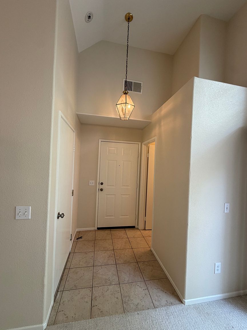10354 Wateridge Cir photo 5