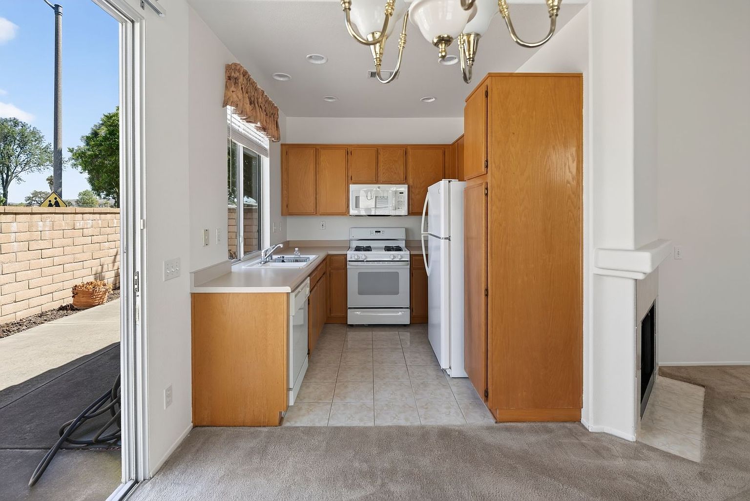 8291 Gold Coast Dr photo 2