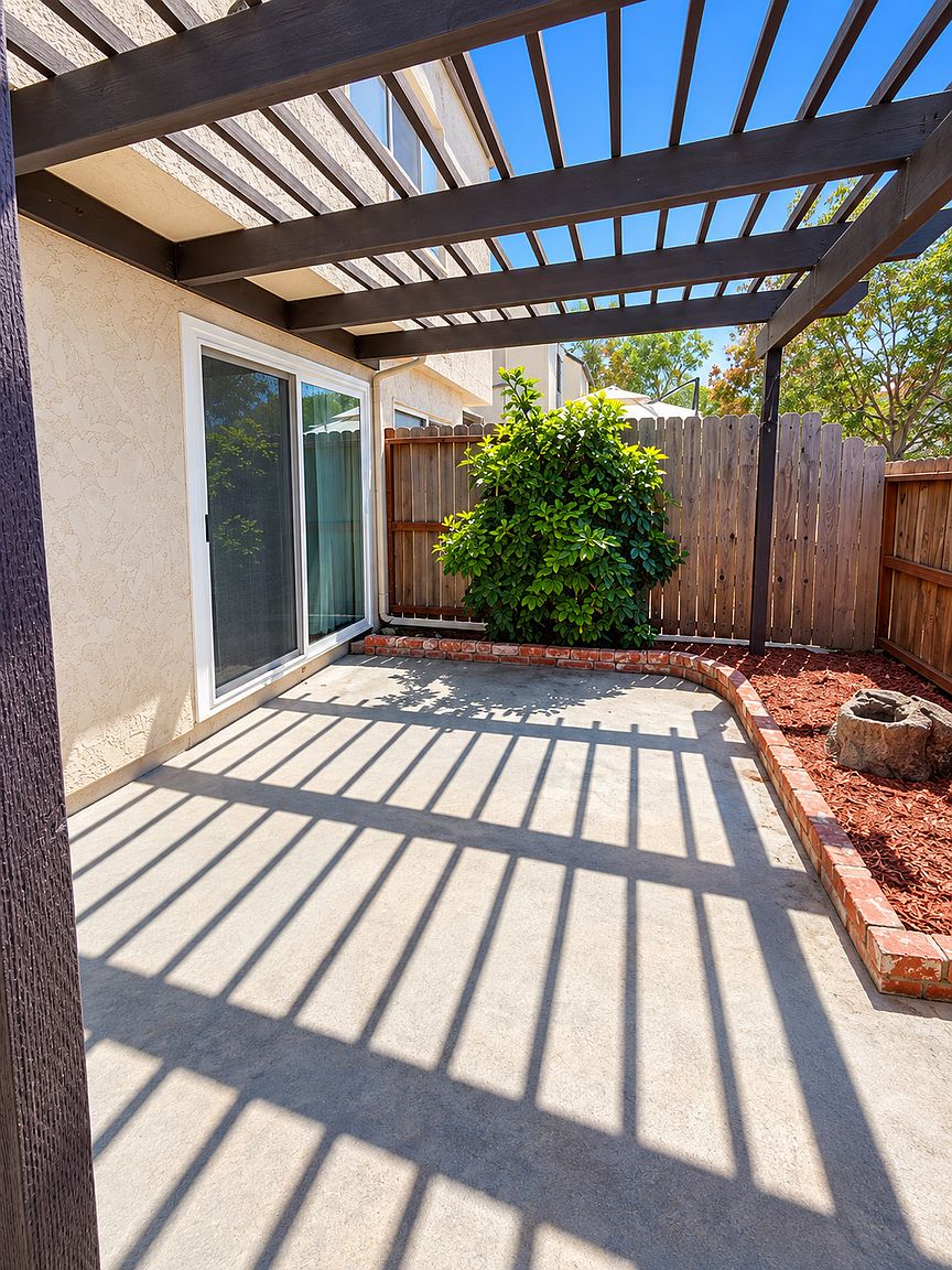 9535 Easter Way photo 2
