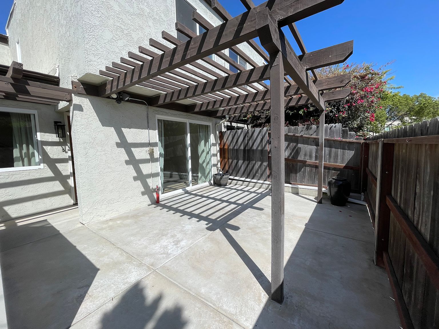 9595 Easter Way photo 3