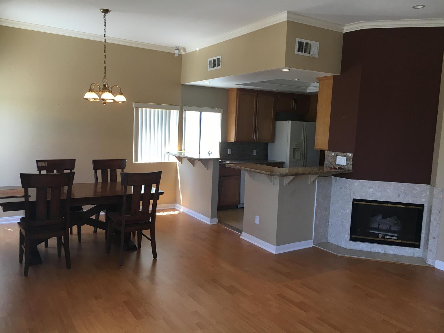 9310 Towne Centre Dr photo 4