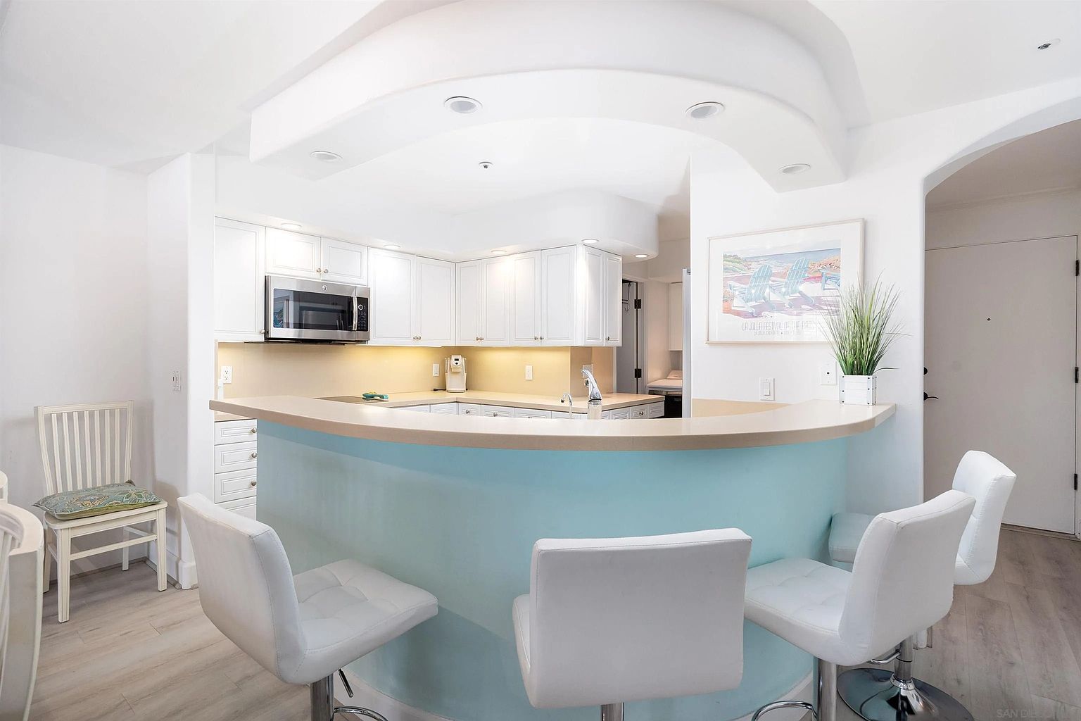 8263 Camino Del Oro photo 3