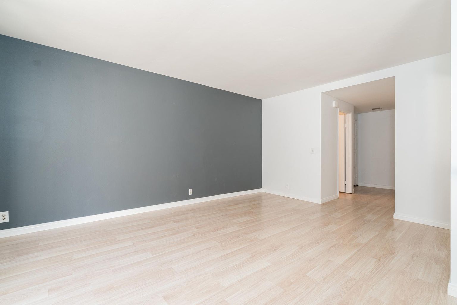8268 Gilman Dr photo 5