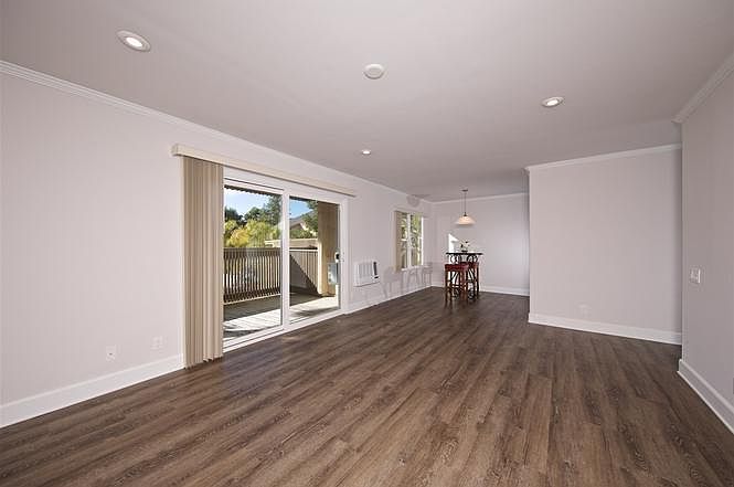 8571 Villa La Jolla Dr photo 5
