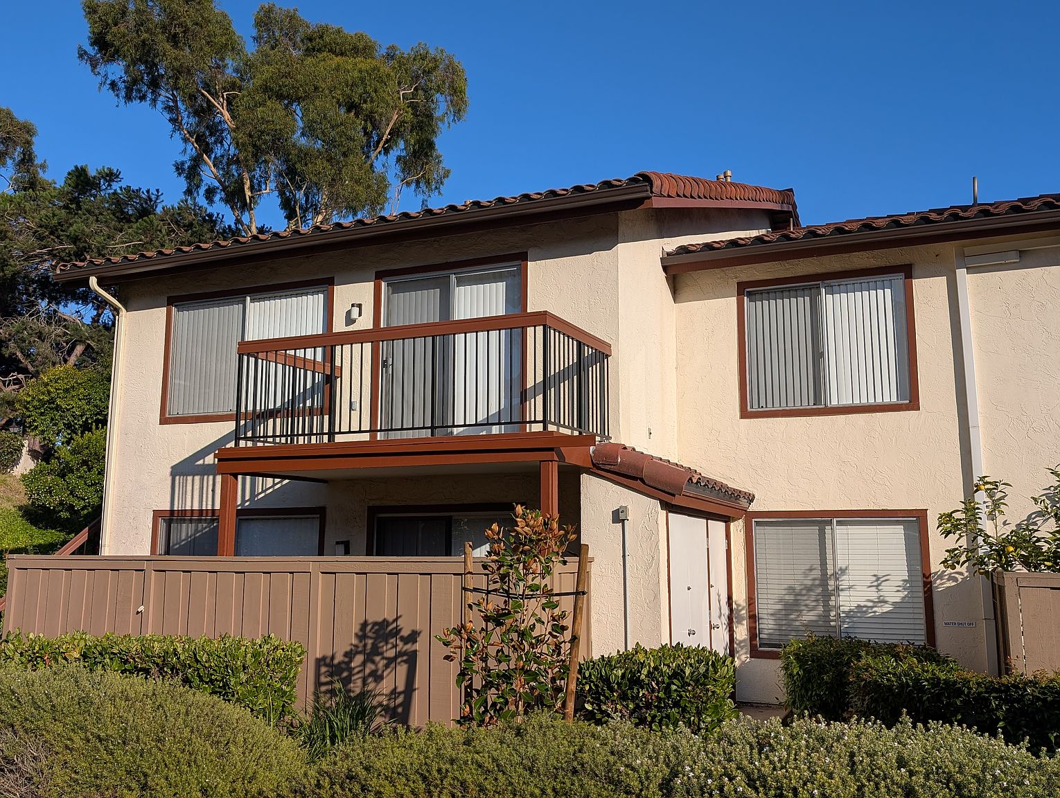 4090 Rosenda Ct