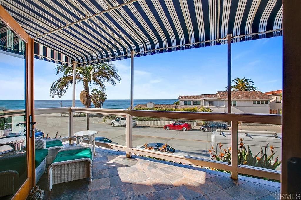 373 Coast Blvd photo 3