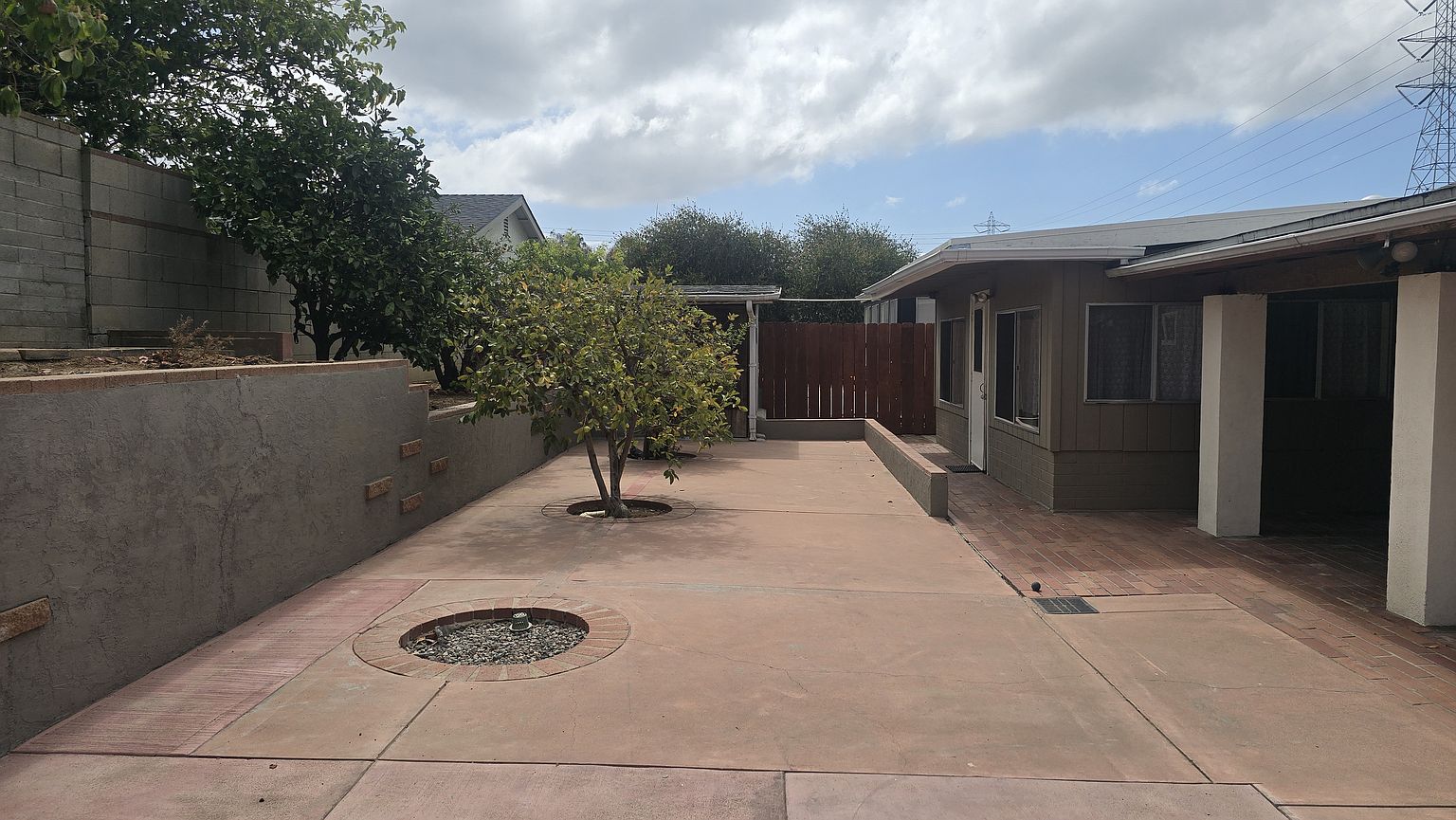 4147 Kirkcaldy Dr photo 4