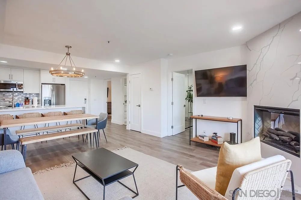 5726 La Jolla Blvd photo 5