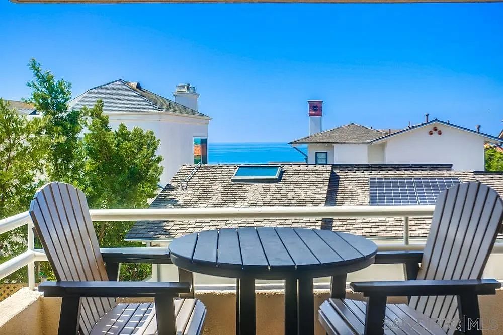 5726 La Jolla Blvd photo 2