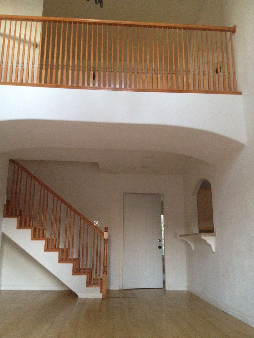4752 Lake Forest Ave photo 2