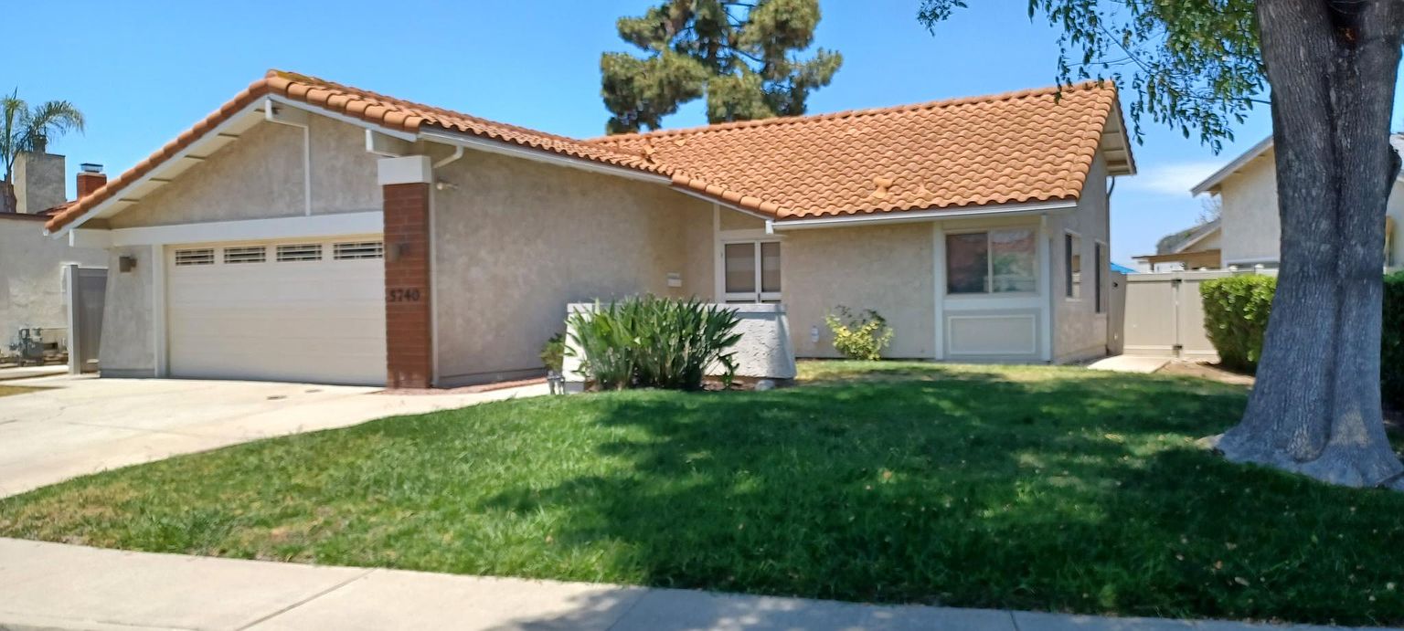 5740 Avenida Circo