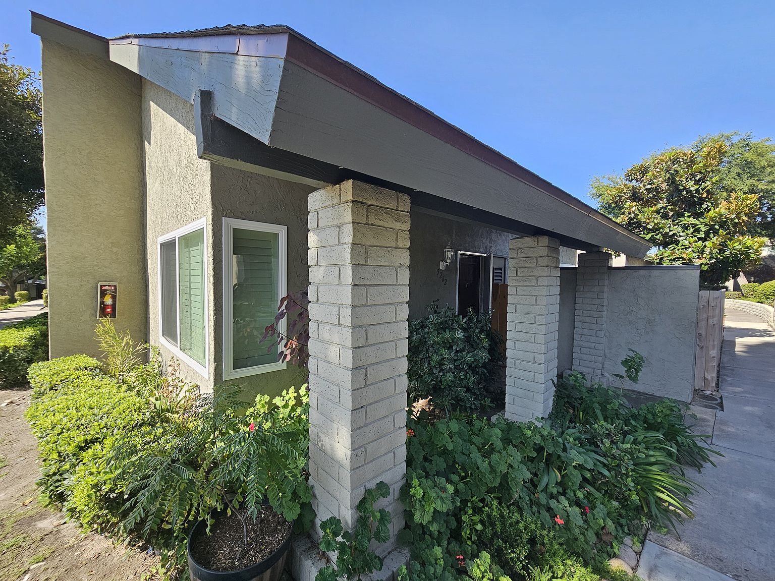 5262 Marigot Pl photo 2