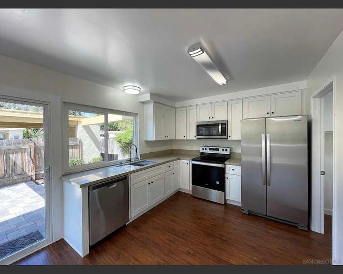 5168 Fino Dr photo 3