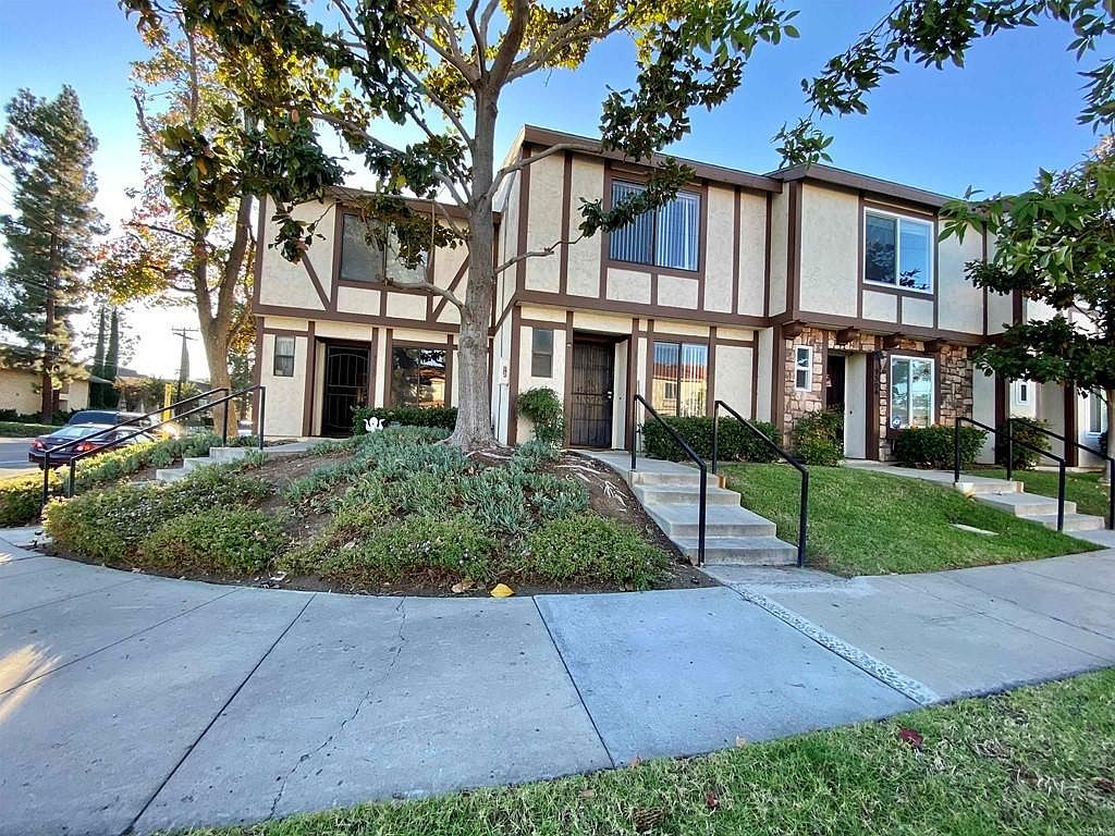 9302 Woodruff Way photo 3