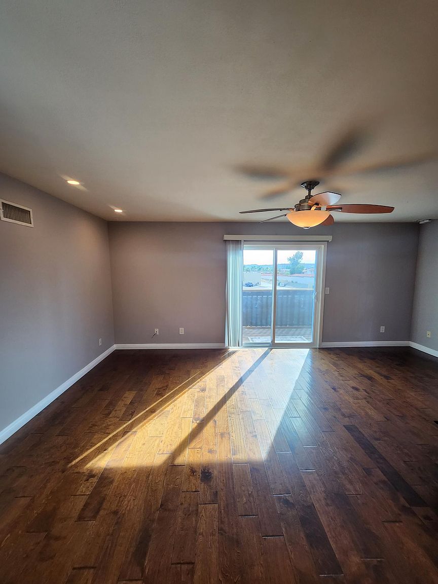 10309 Carefree Dr photo 4