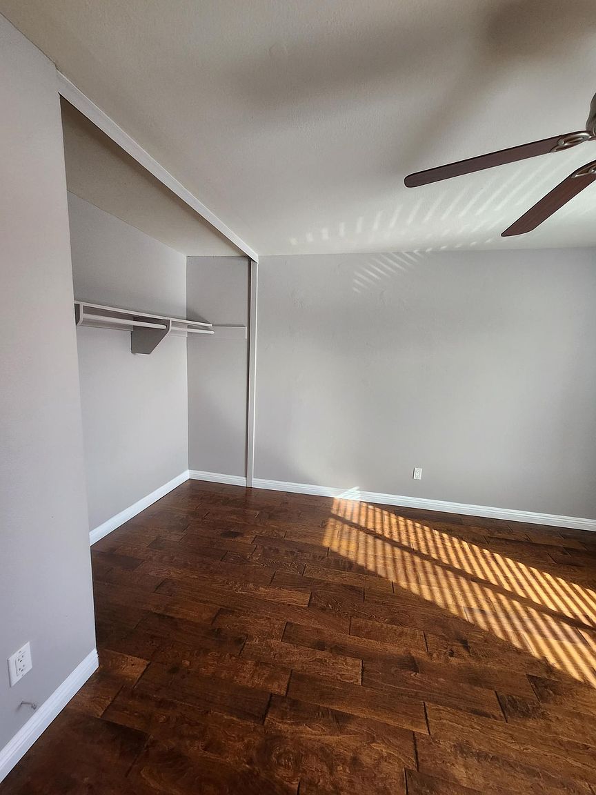 10309 Carefree Dr photo 3