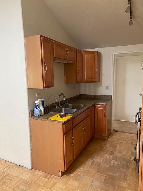 10009 Bon Vue Dr photo 5