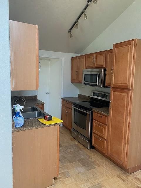 10009 Bon Vue Dr photo 4