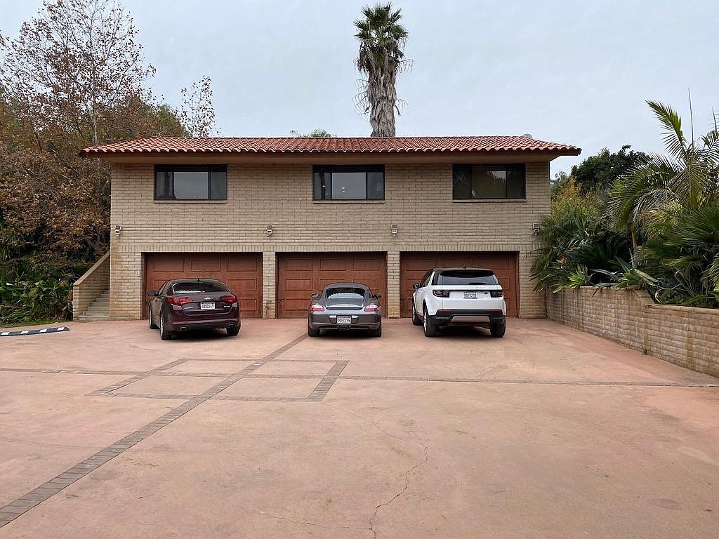 15504 Hawley Pl photo 5