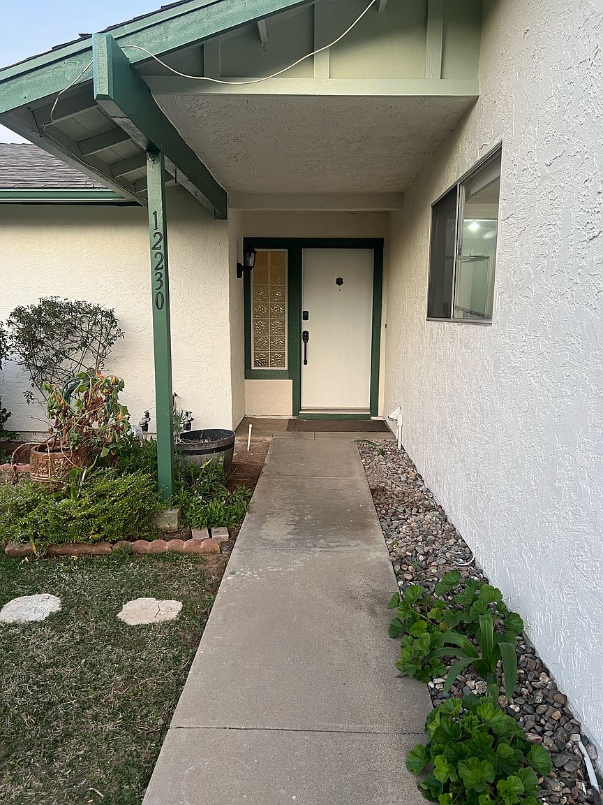 12230 Gay Rio Dr photo 2
