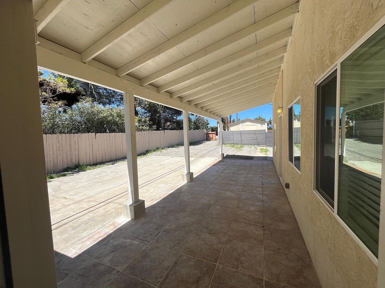 2739 Eltinge Dr photo 3